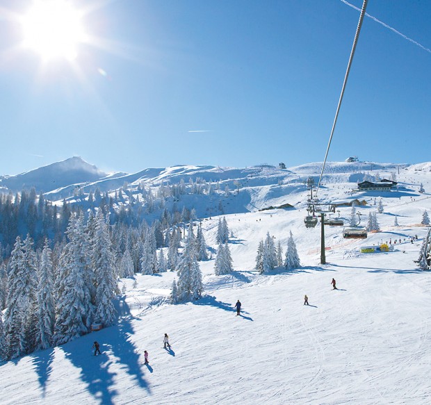 Das Skigebiet snow space Flachau an einem wunderschönen Sonnentag © Flachau Tourismus