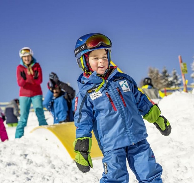 Skikurse und Skischulen für die ganze Familie © Flachau Tourismus | zooom productions 