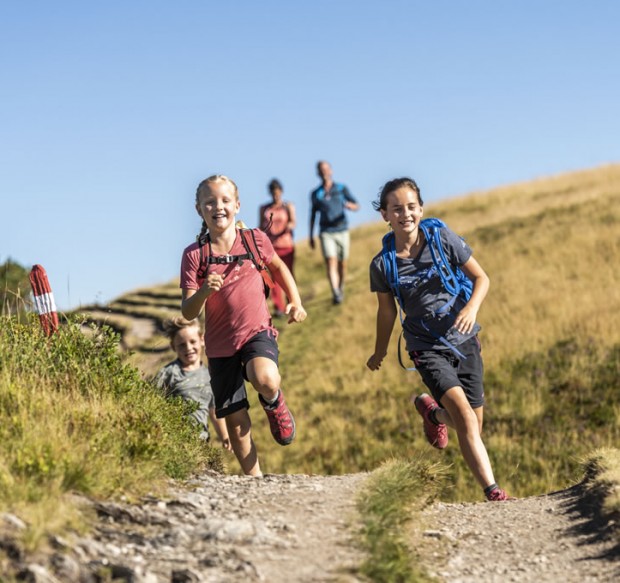 Wanderurlaub mit der Familie © Flachau Tourismus_Ulrich Grill